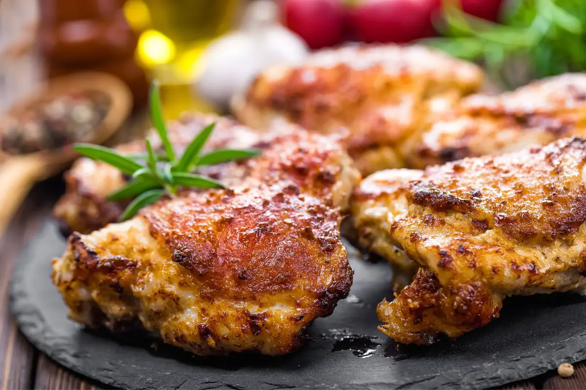10 Superb Keto Chicken Thigh Recipes Everyone Will Love!