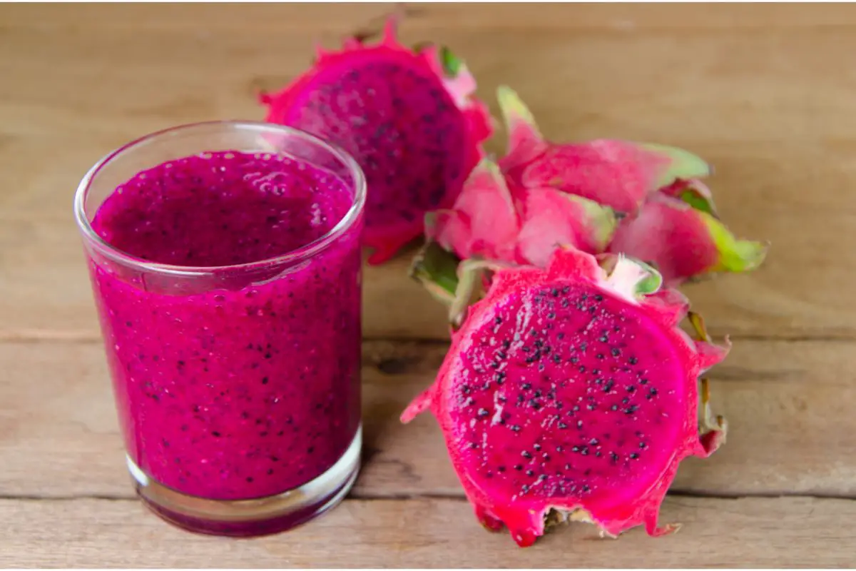 All About Dragon Fruit: How To Make The Perfect Dragon Fruit Smoothie