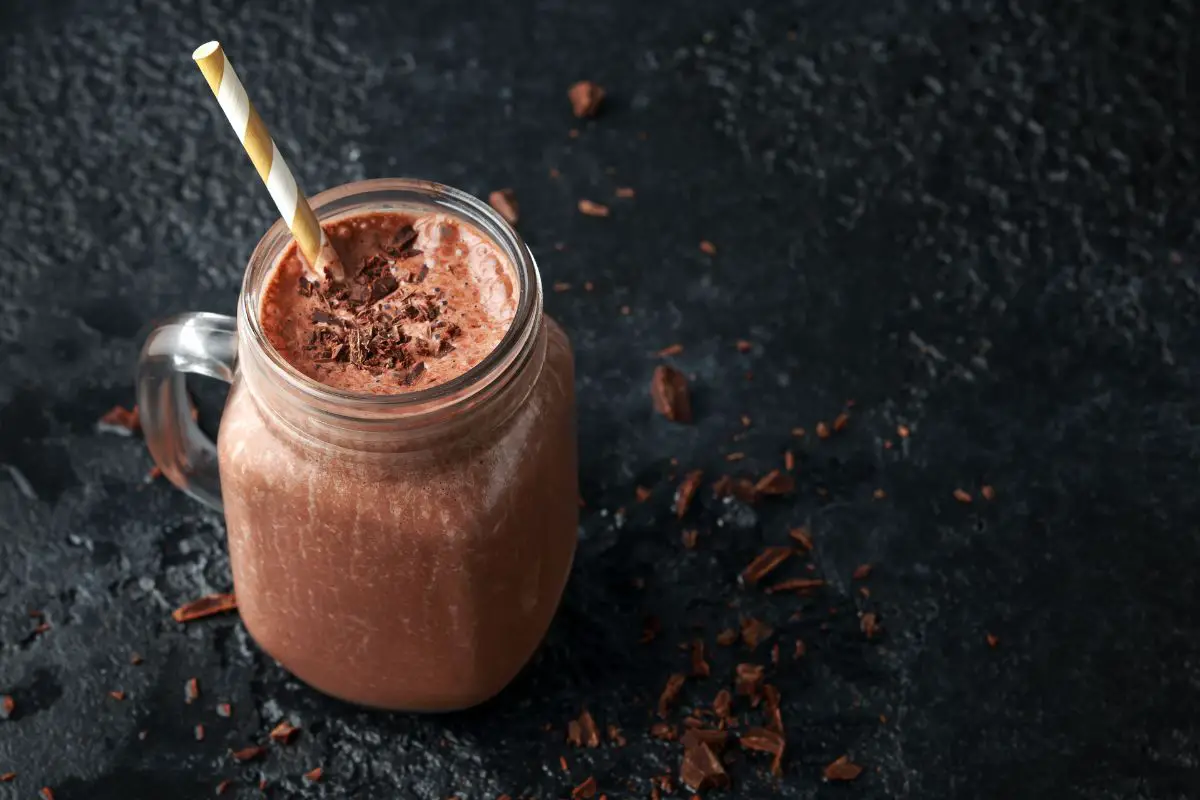 Chocolate Oatmeal Protein Smoothie Not Using Bananas