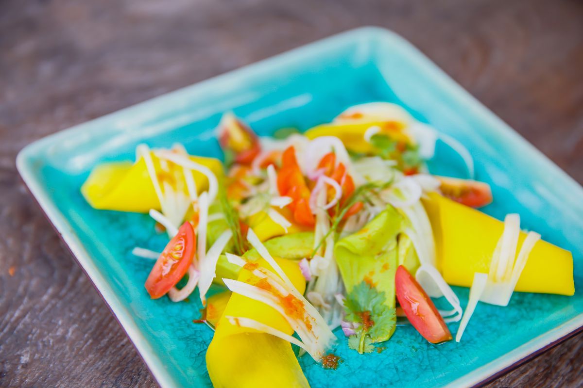 How To Make Thai Mango Salad