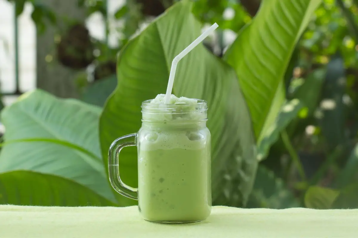 How To Make The Best Matcha Green Tea Smoothie