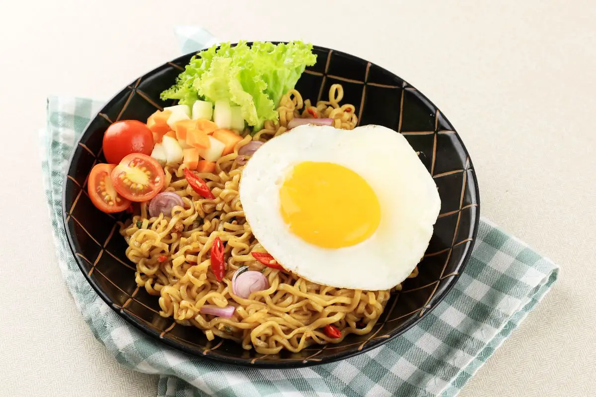 Mie Goreng: The Best Recipe For Indonesian Fried Noodles