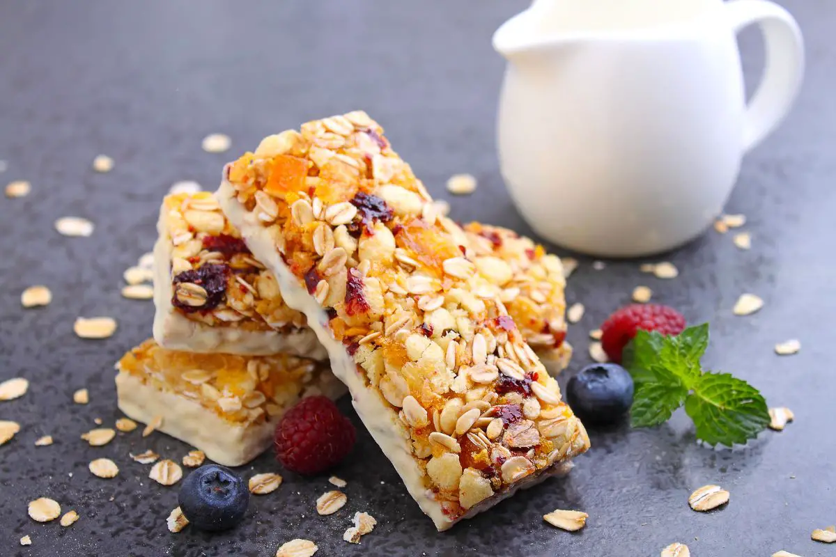 Muesli Bars: Healthy, Filling, and Delicious
