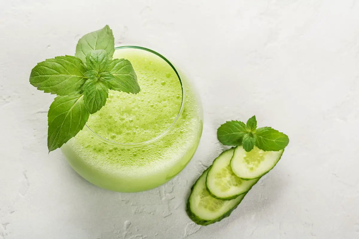 Quick And Simple Pineapple And Cucumber Detox Smoothie