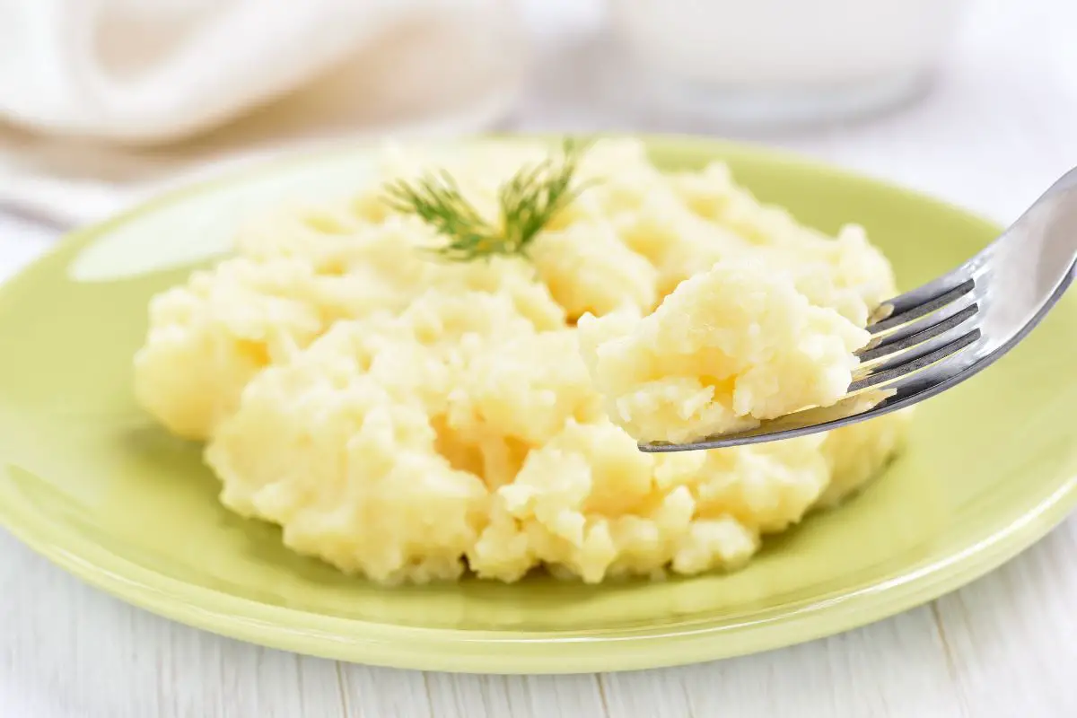The Best Whole30 Mediterranean Mashed Potatoes