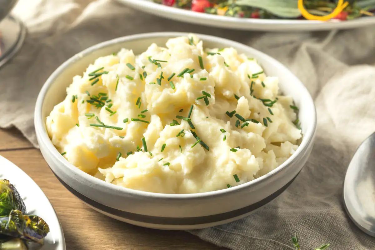 The Best Whole30 Mediterranean Mashed Potatoes - 100% Vegan!