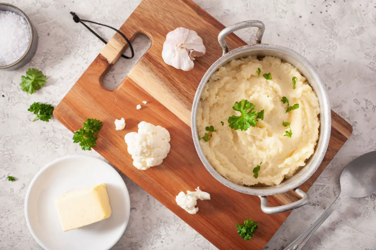 Try This Low-Carb Loaded Cauliflower Mash