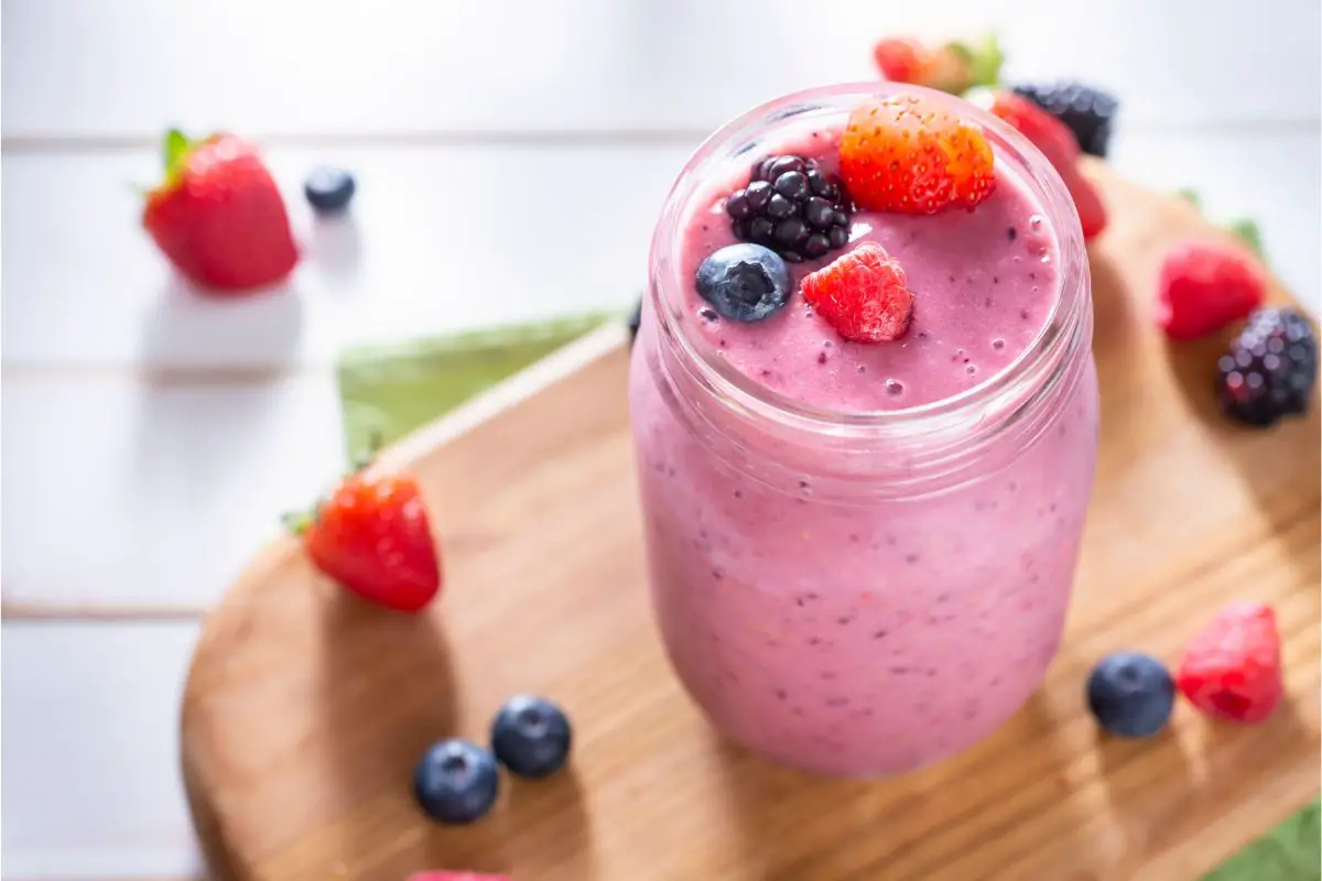 14 Awesome Whole30 Smoothie Recipes We Love To Make
