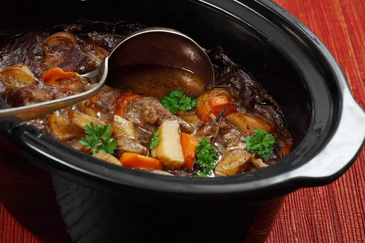 15 Awesome Whole30 Slow Cooker Recipes We Love To Make
