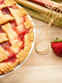 How To Make Gluten Free Strawberry Ice Cream Pie