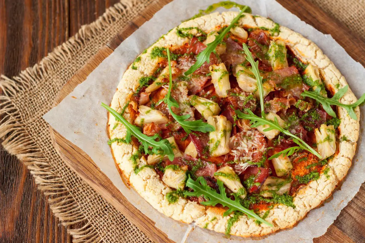 15 Amazing Paleo Pizza Recipes To Make At Home